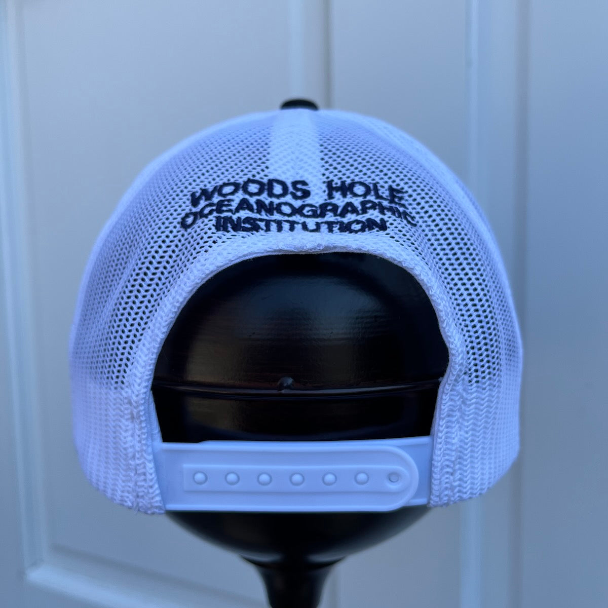 "WHOI" Icon Mesh Hat