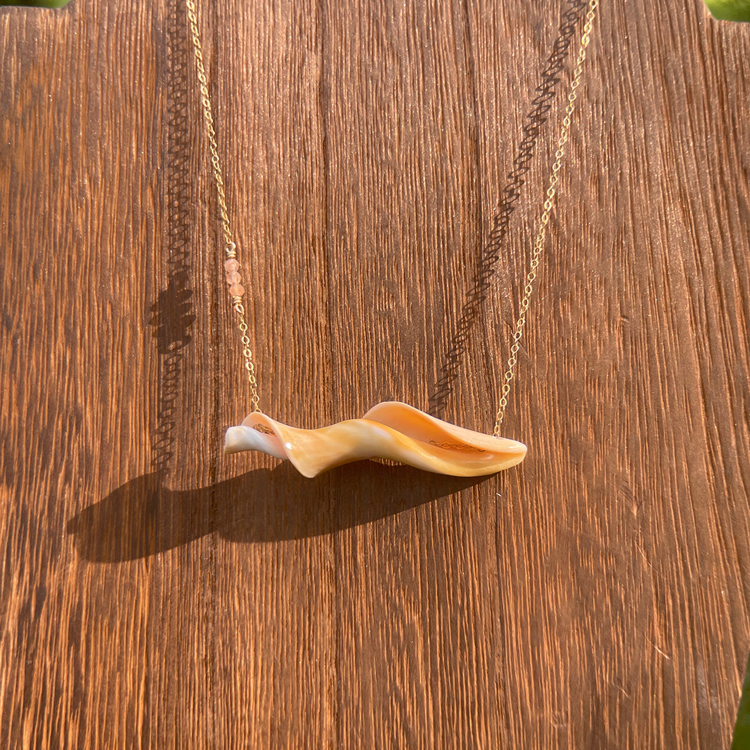 Flow Bar Necklace