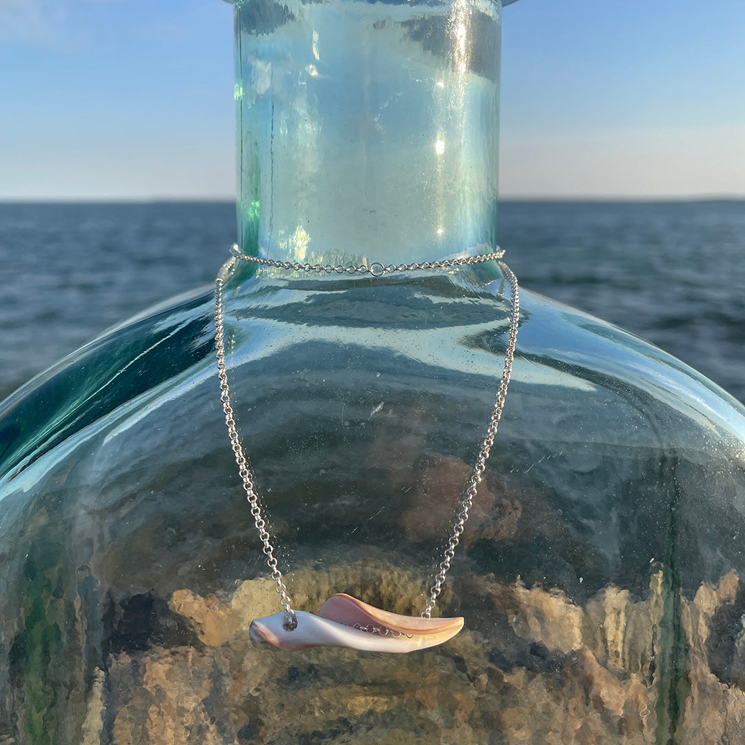 Flow Bar Necklace